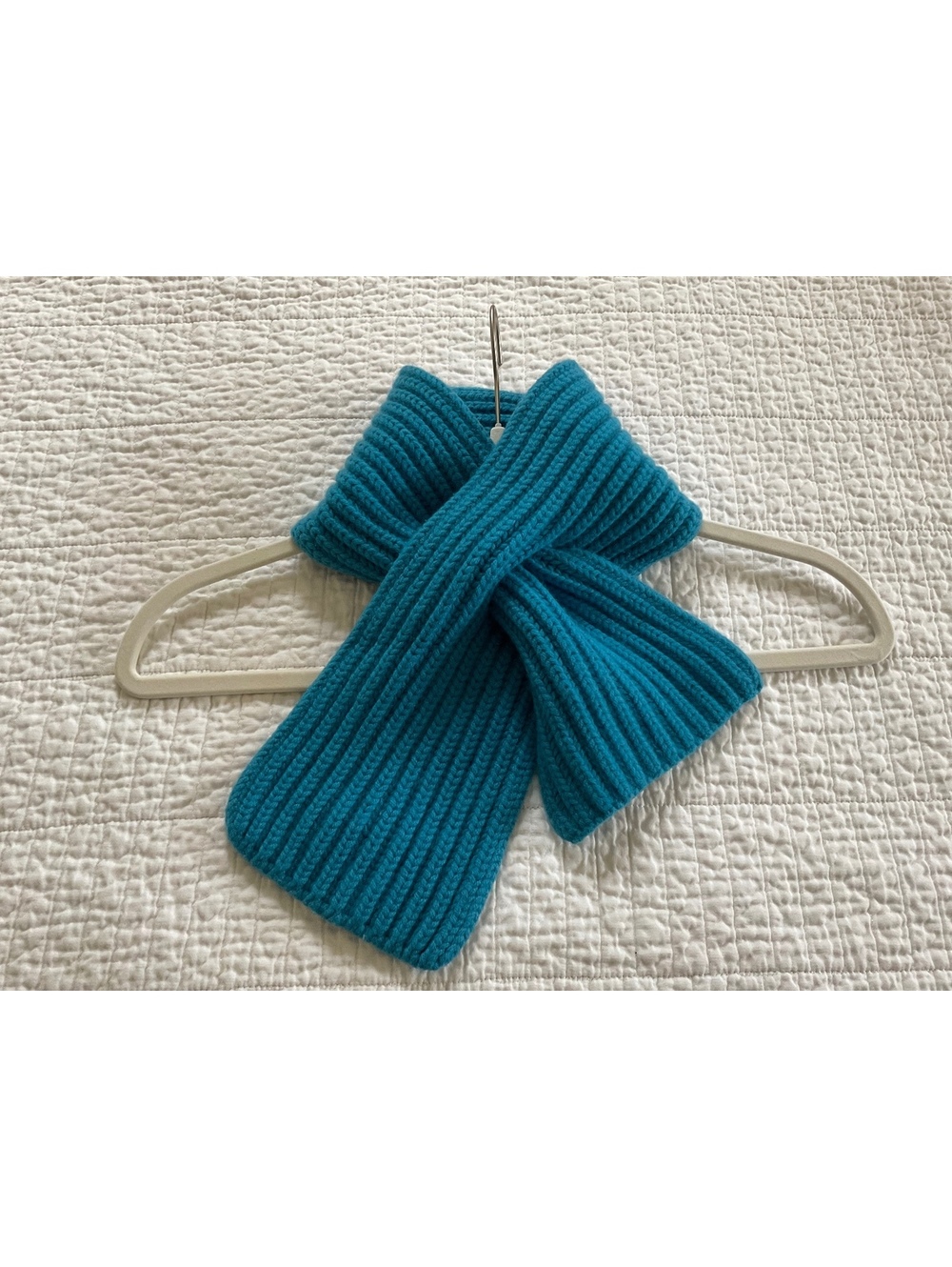 Loro Piana Cashmere Scarf Teal Blue Ribbed Knit Pull Through Keyhole Neck Warmer